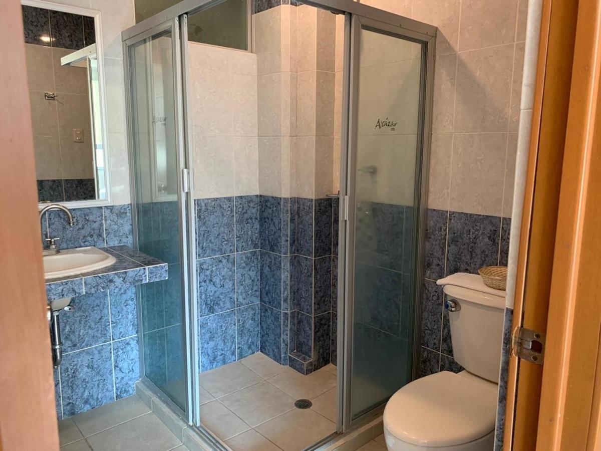 Hotel Alcazar Poza Rica Экстерьер фото